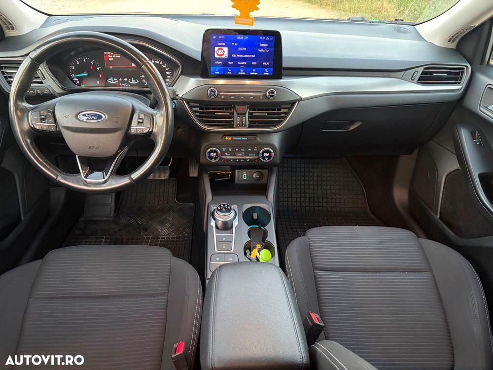 Ford Focus 1.0 EcoBoost Titanium Business - 9