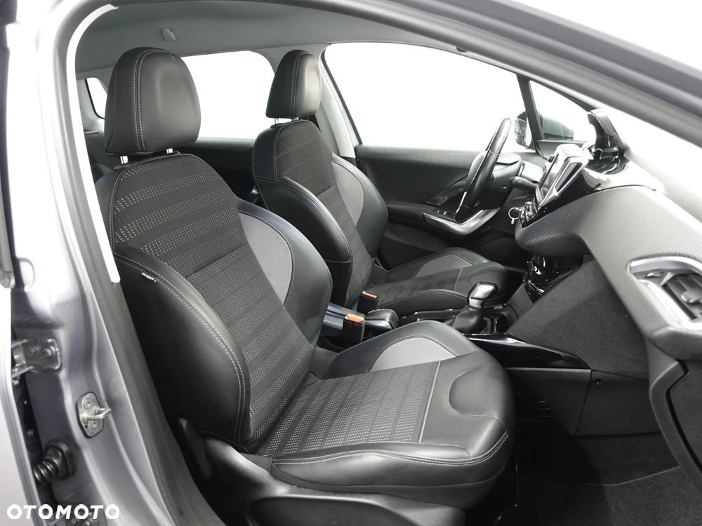 Peugeot 2008 1.5 BlueHDi Crossway - 27