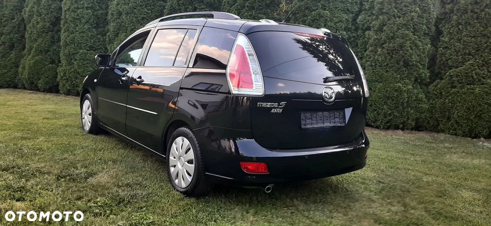 Mazda 5 - 8