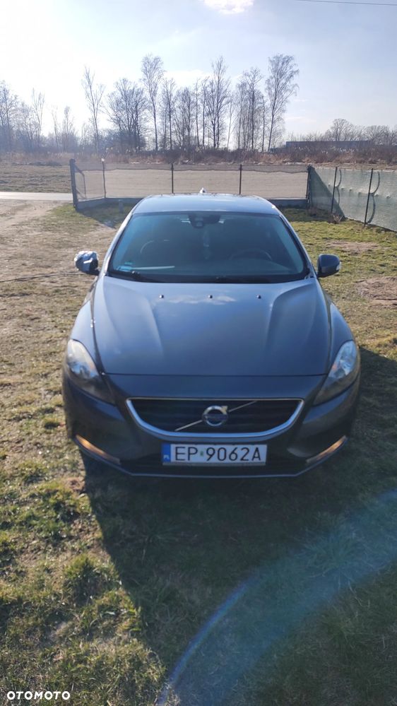 Volvo V40 D2 Momentum - 3