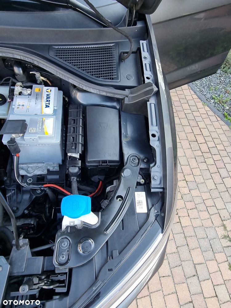 Volkswagen T-Roc - 23