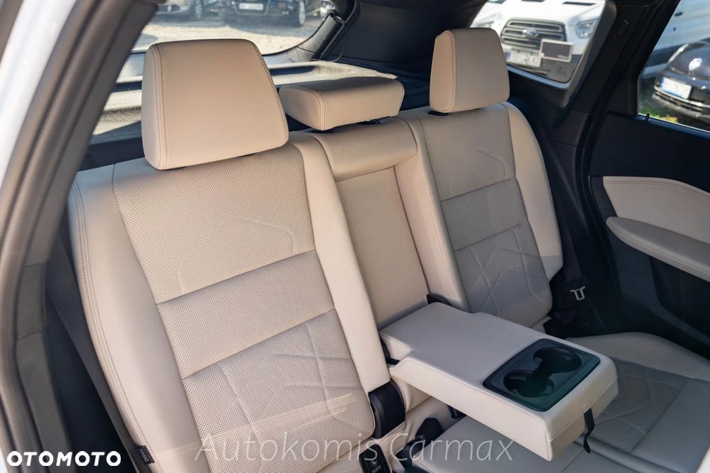 BMW X1 - 26