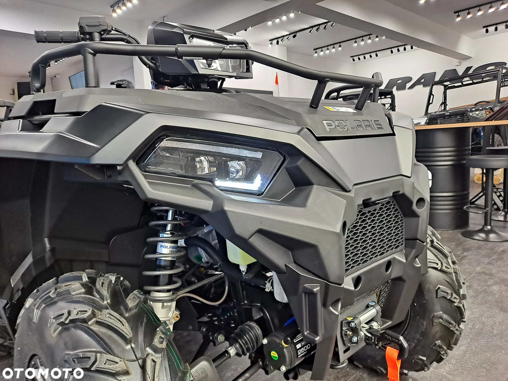 Polaris Sportsman - 10