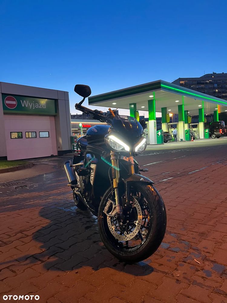 Triumph Speed Triple - 2