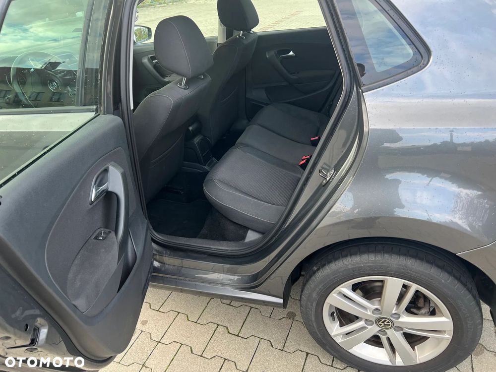 Volkswagen Polo 1.6 TDI DPF BlueMot Highline - 13