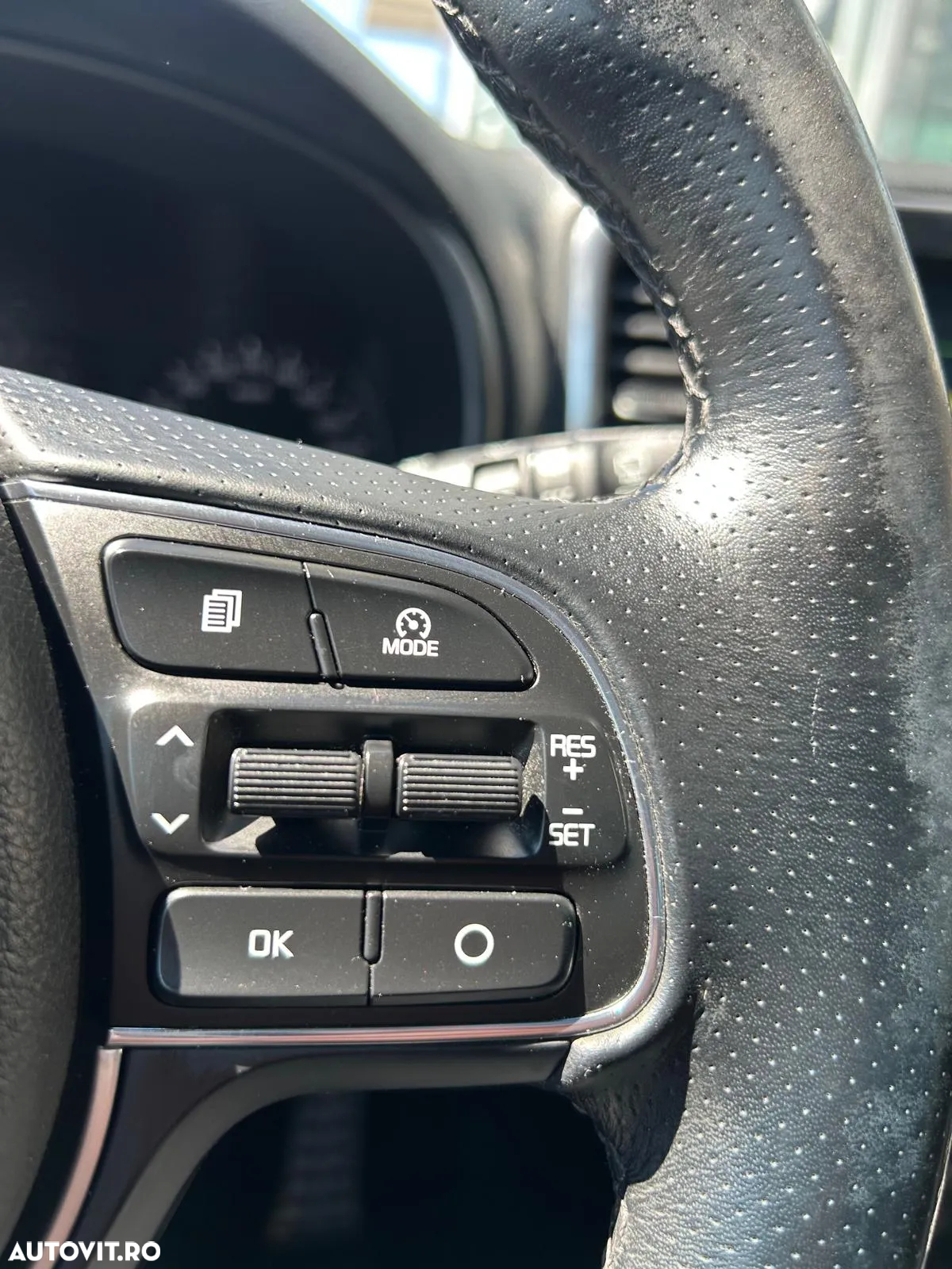 Kia Sportage 1.6 T-GDI 7DCT 4x4 GT Line - 31