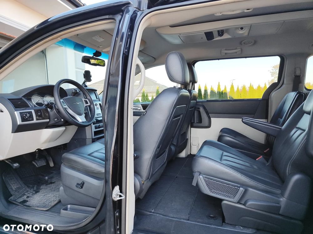 Chrysler Grand Voyager 2.8 CRD Limited - 13