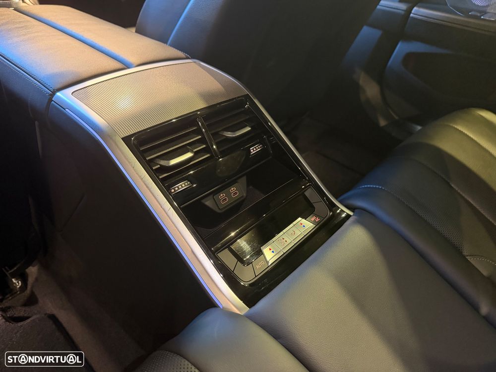 BMW 840 Gran Coupé d xDrive Pack M - 37