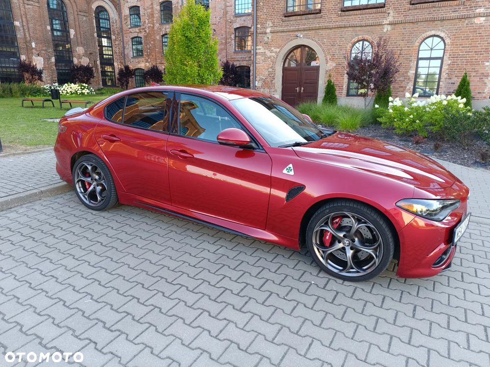Alfa Romeo Giulia 2.9 Bi Turbo V6 Quadrifoglio - 9