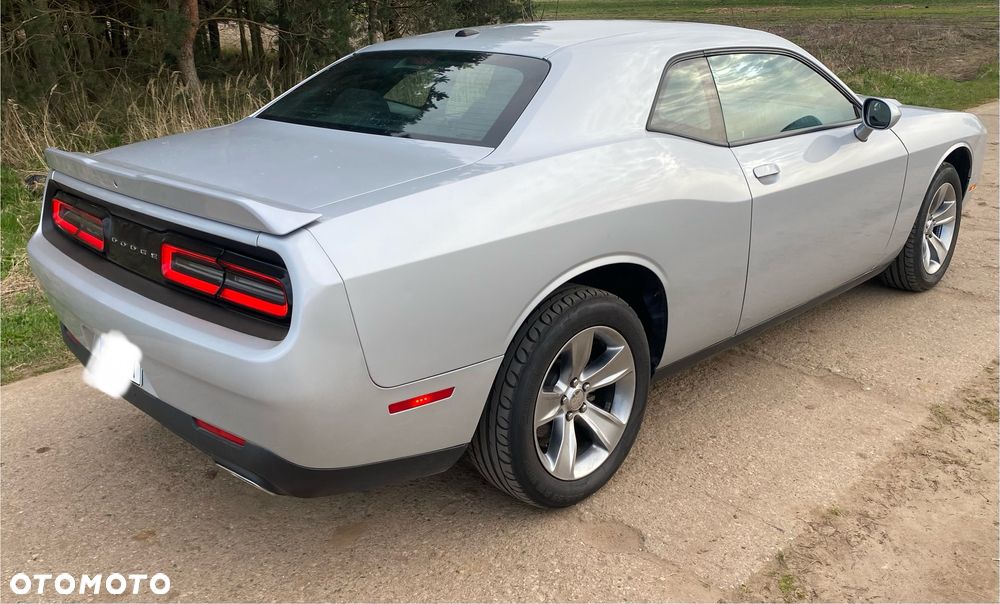 Dodge Challenger 3.6 SXT - 3