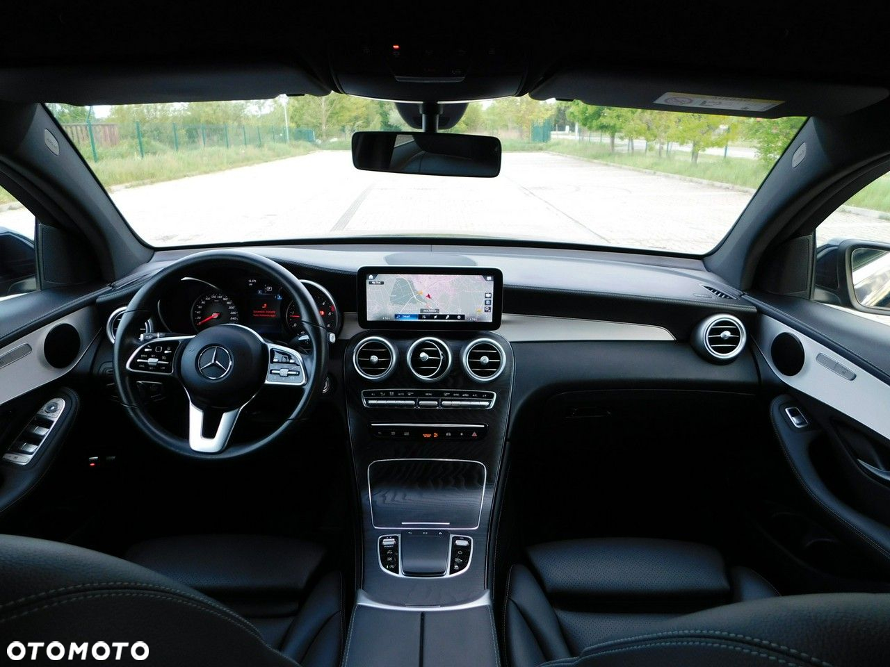 Mercedes-Benz GLC - 6