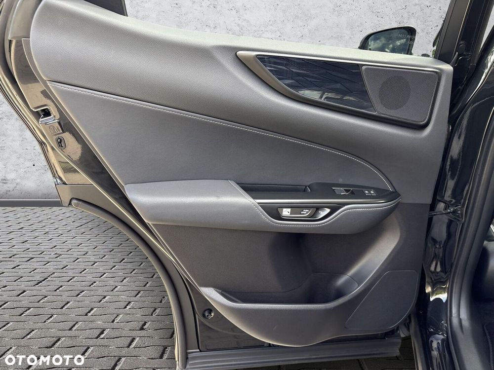 Lexus NX 350h Business AWD - 14