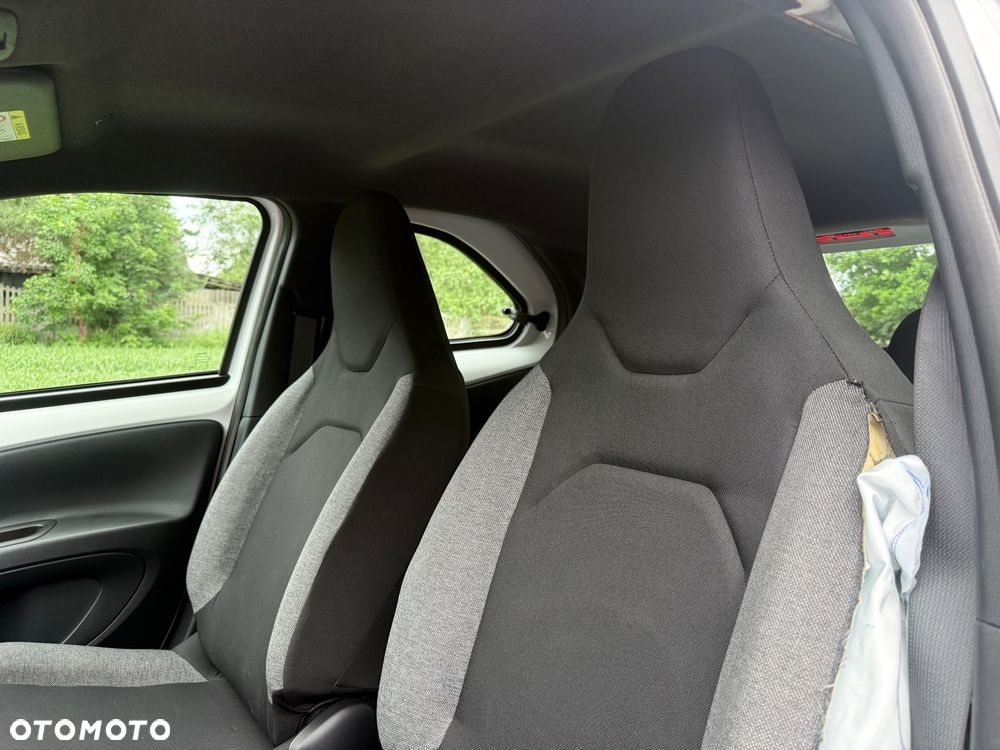 Toyota Aygo X Air Style - 26