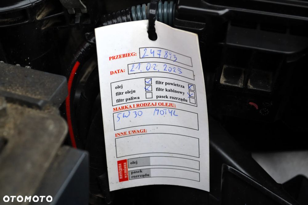 Toyota Auris 2.0 D-4D Premium - 37