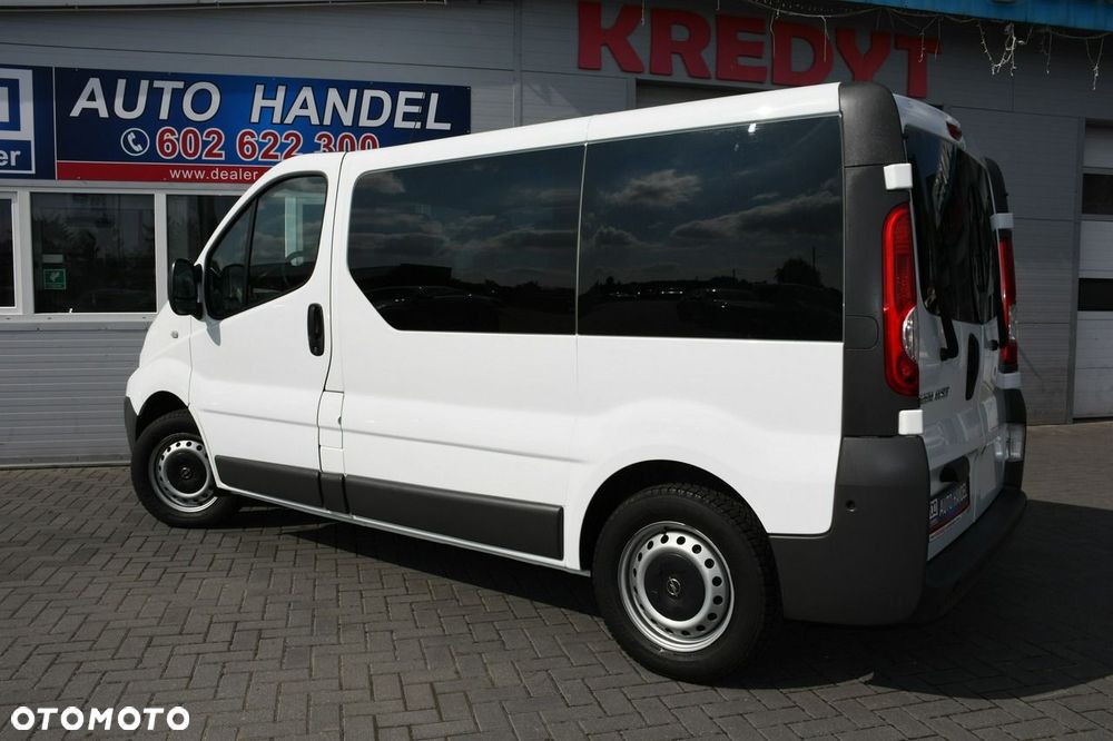Renault Trafic - 16