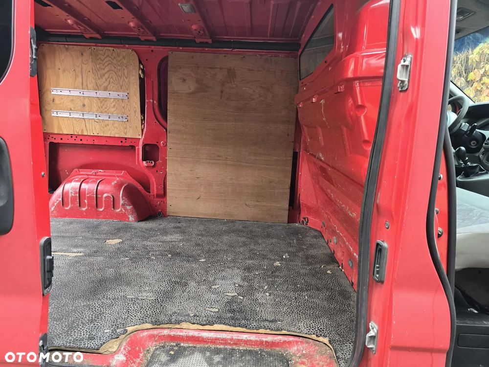 Opel Vivaro - 5