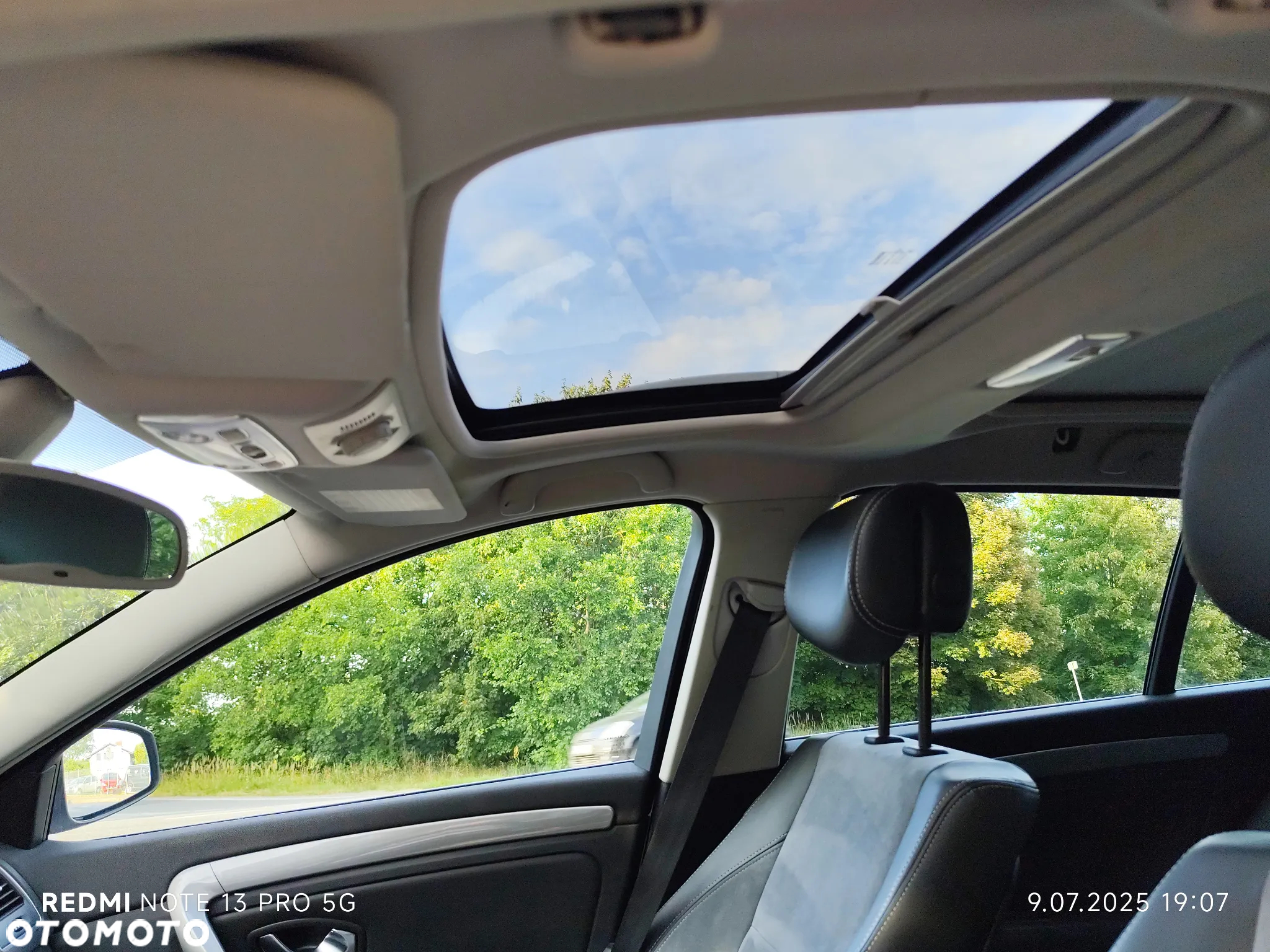 Renault Laguna Grandtour dCi 175 FAP Bose Edition - 24