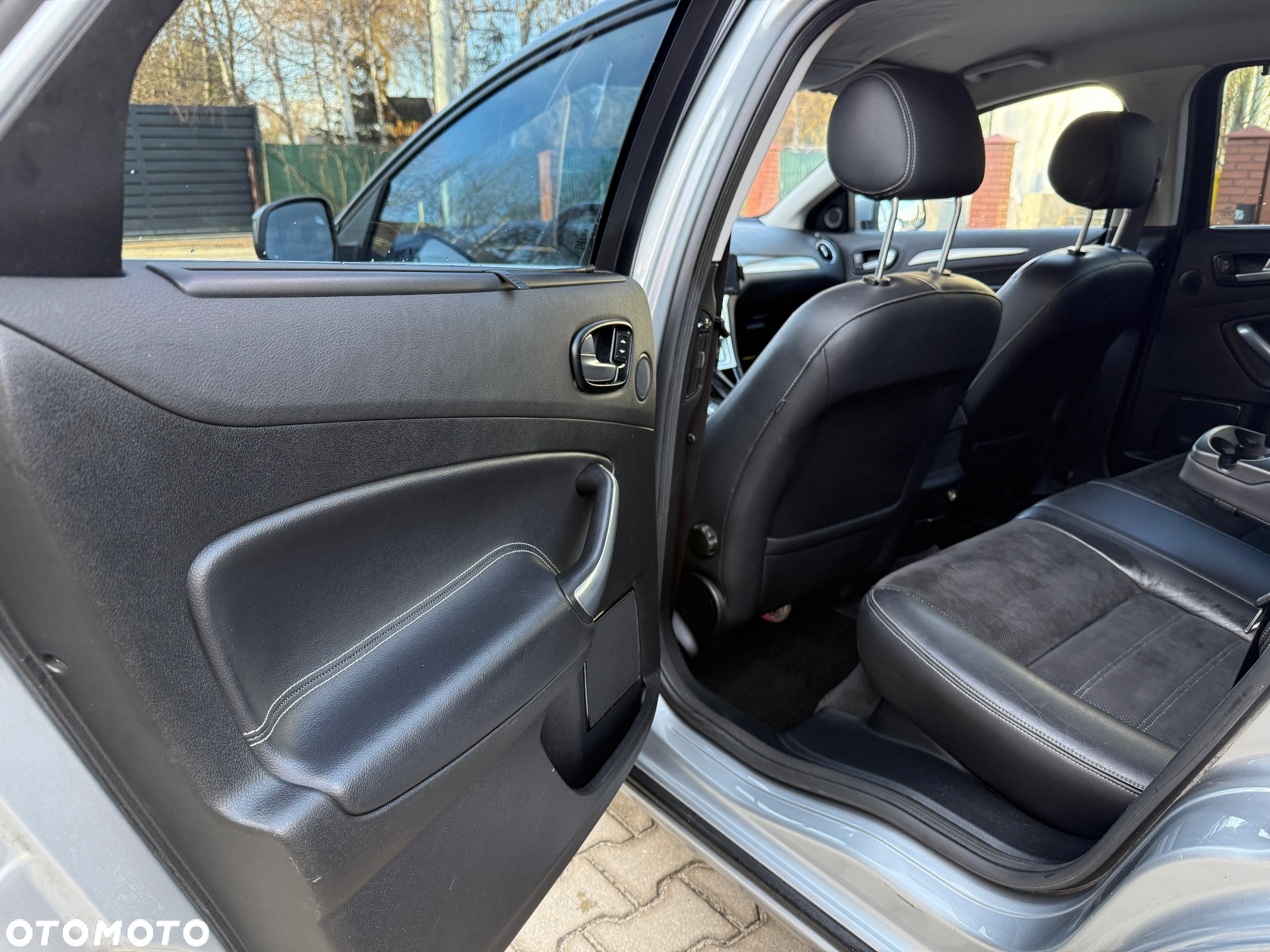 Ford Mondeo 2.3 Titanium X - 12