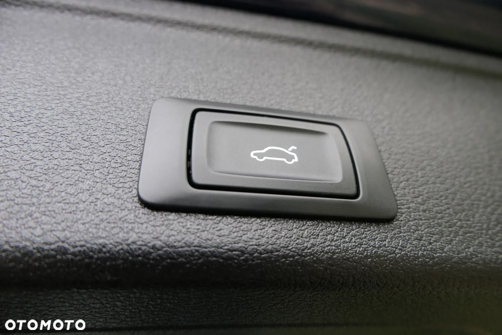 Audi A4 Avant 2.0 TFSI S tronic sport - 30