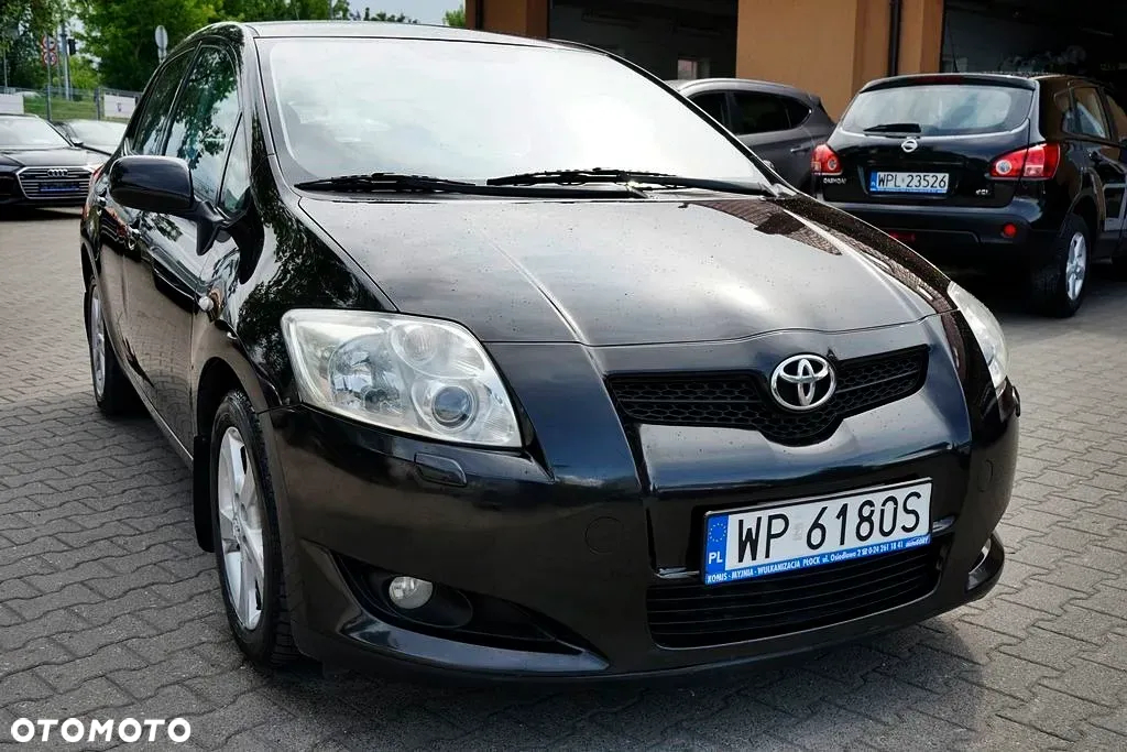 Toyota Auris 1.4 D-4D - 12