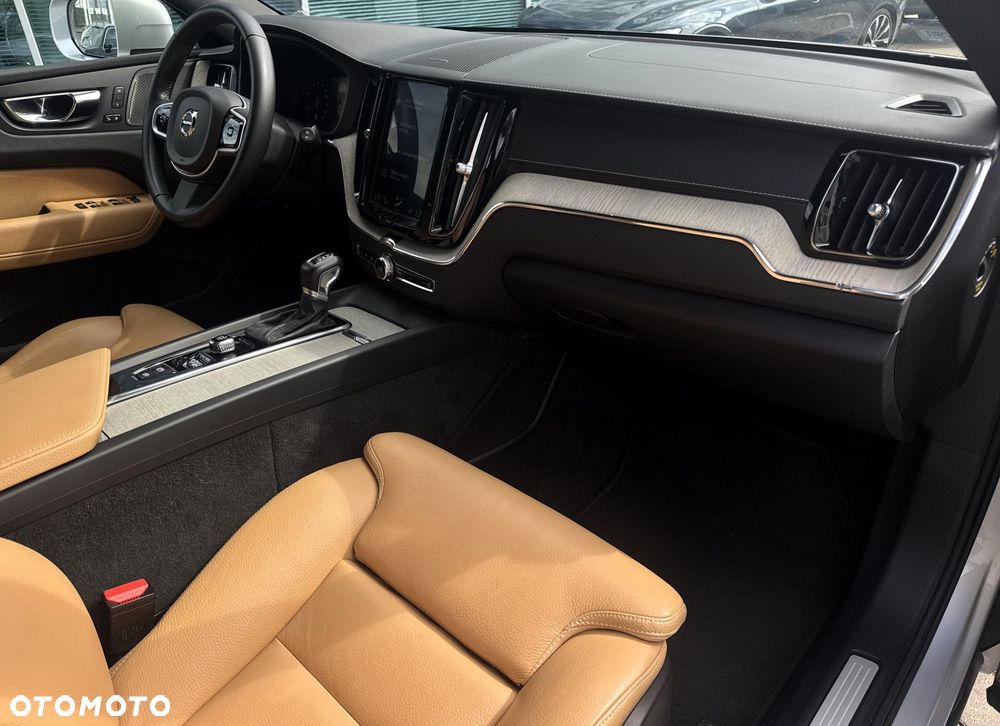 Volvo XC 60 - 10