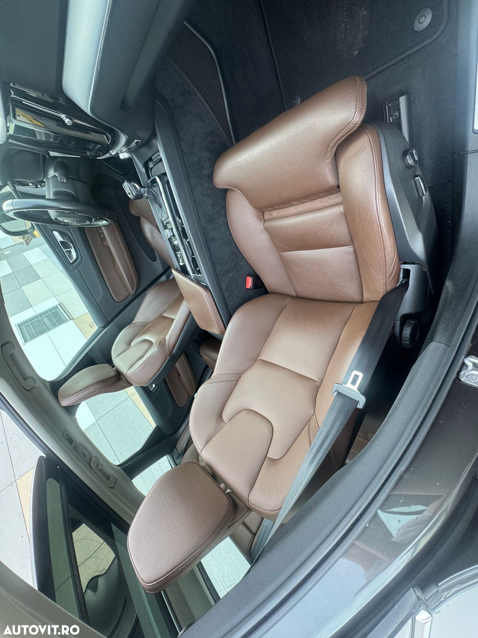 Volvo XC 60 D4 Geartronic Momentum - 13