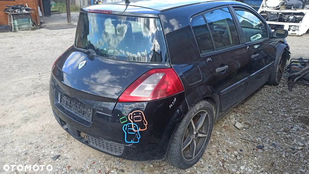 Renault Megane II  1. DCI  1.9 skrzynia  F9q800 Lakier NV576 skrzynia ND0001  drzwi  zderzak RS  maska  błotnik klapa - 7