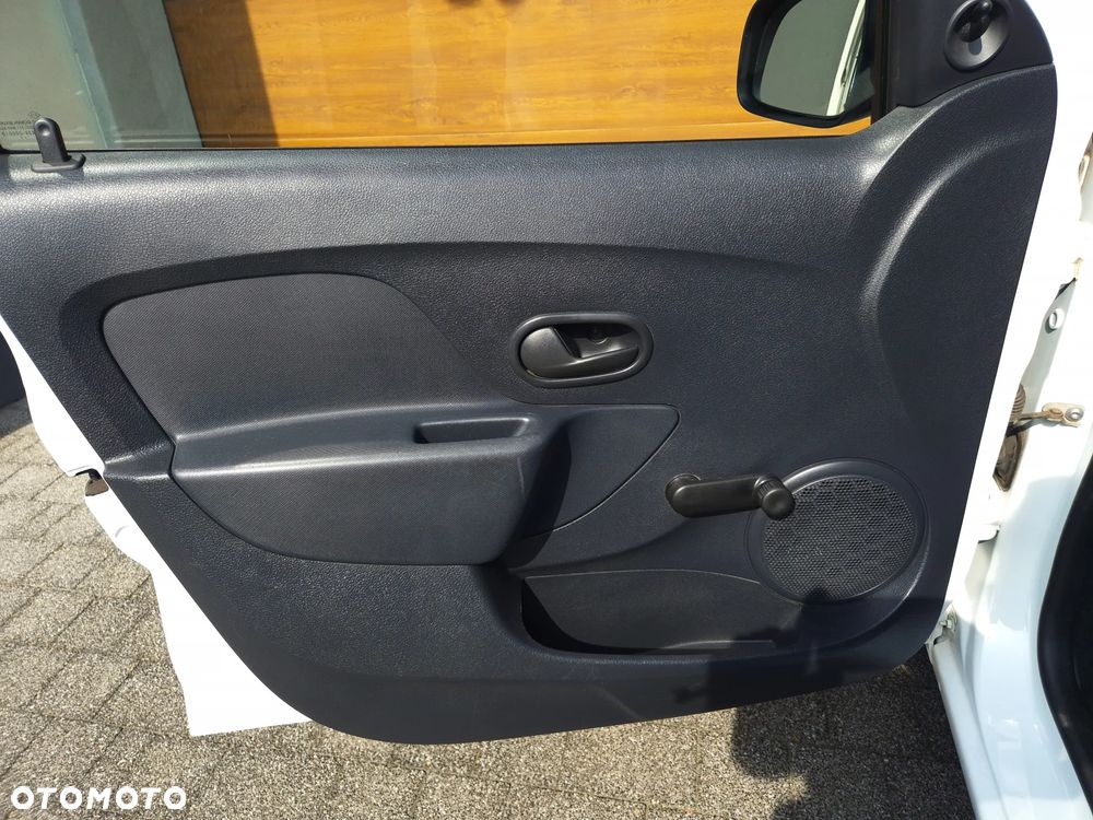 Dacia Sandero SCe 75 Essential - 22