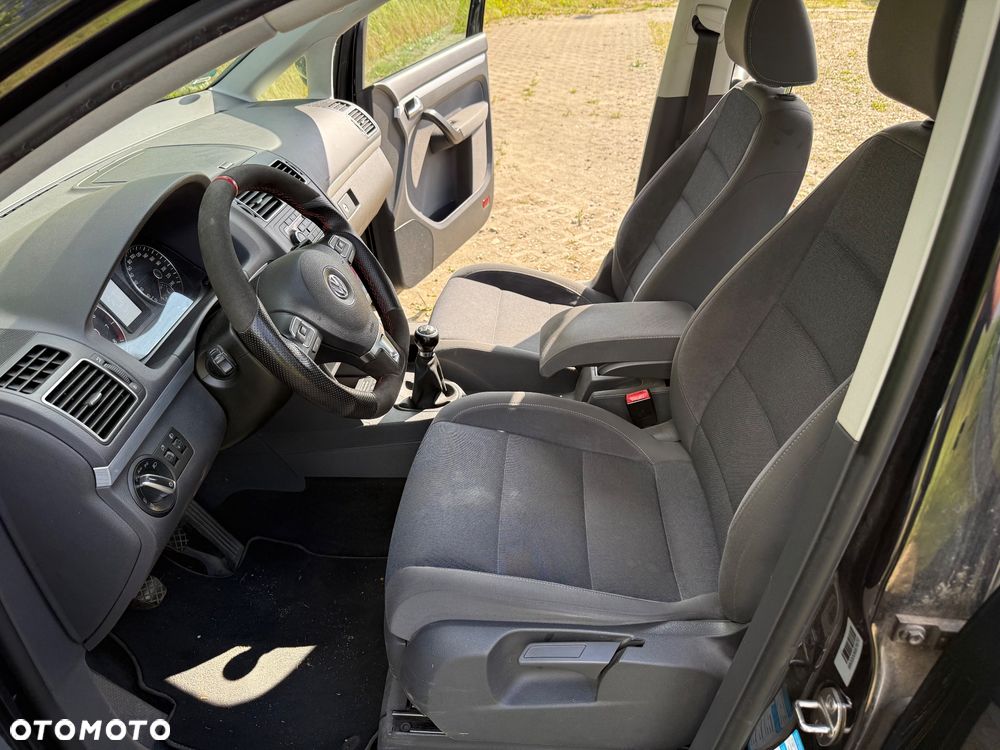 Volkswagen Touran 1.4 TSI STYLE - 13