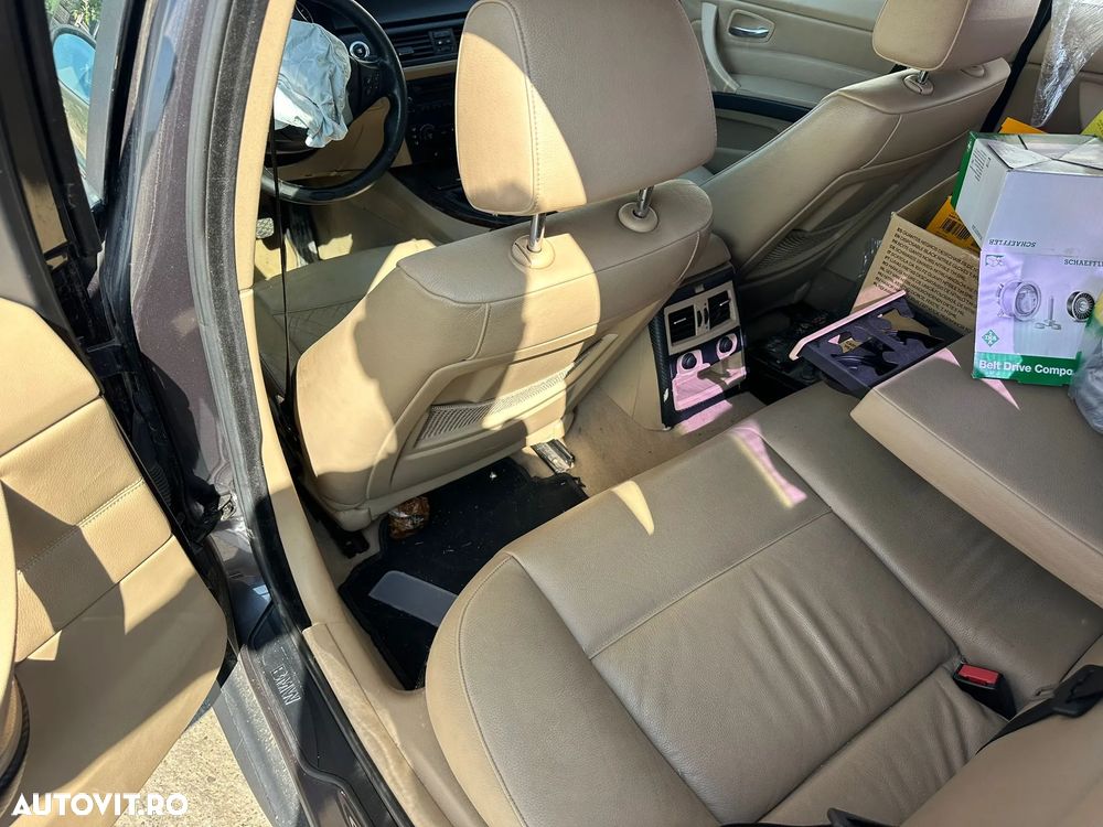 Dezmembrari BMW 320i N46 / E90 - 6