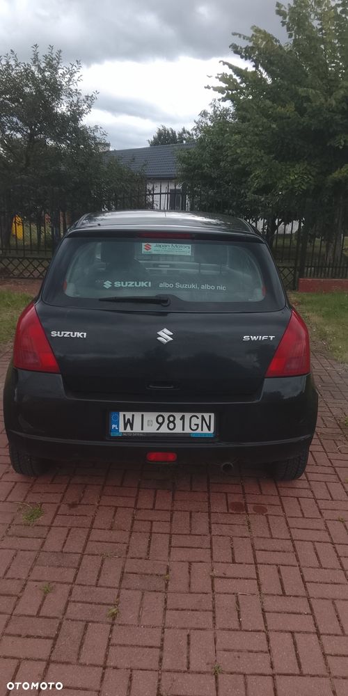 Suzuki Swift - 3