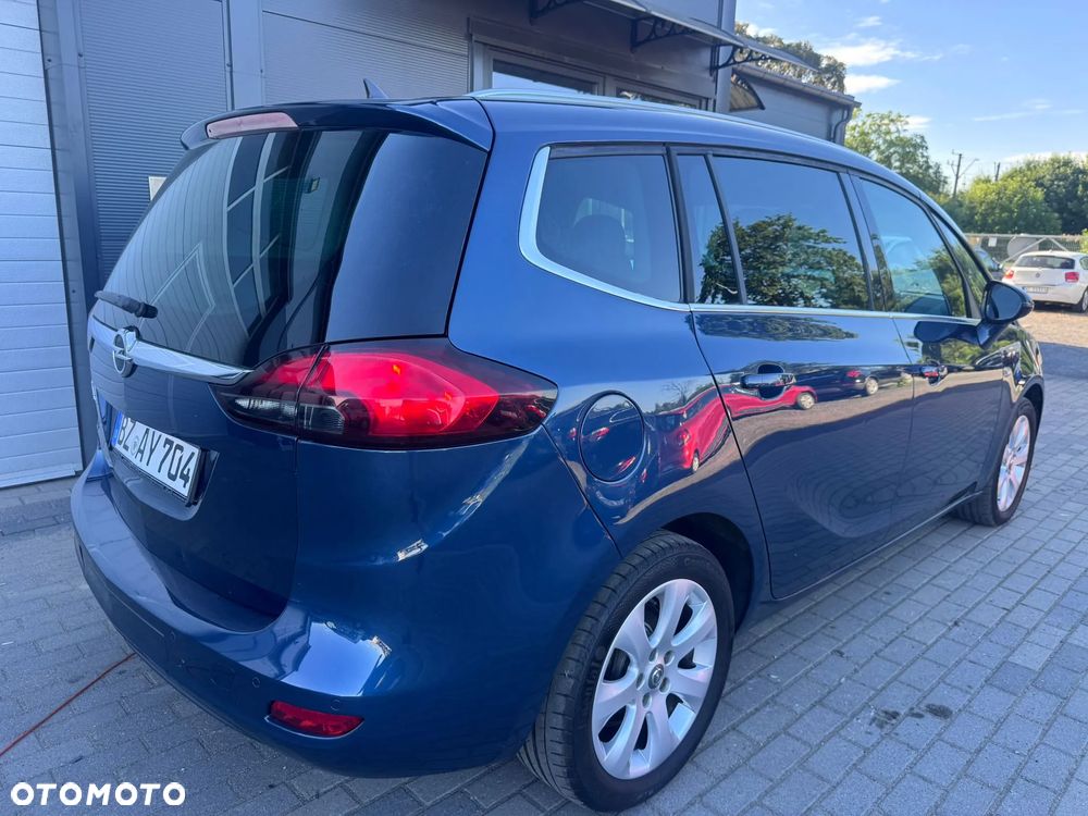 Opel Zafira - 14