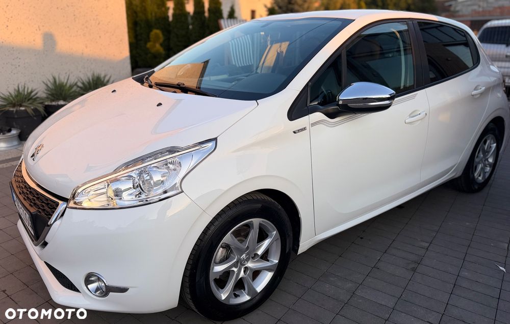 Peugeot 208 82 VTI Allure - 5