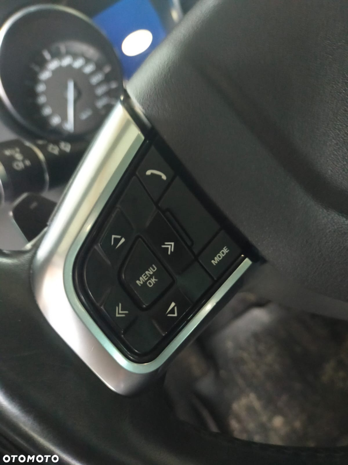 Land Rover Discovery Sport 2.0 TD4 HSE - 17