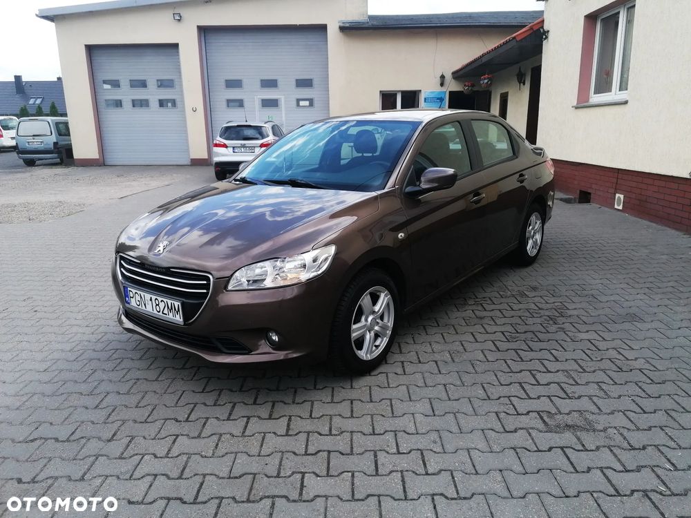 Peugeot 301 - 3