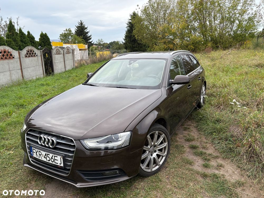 Audi A4 Avant 2.0 TDI DPF multitronic Attraction - 4