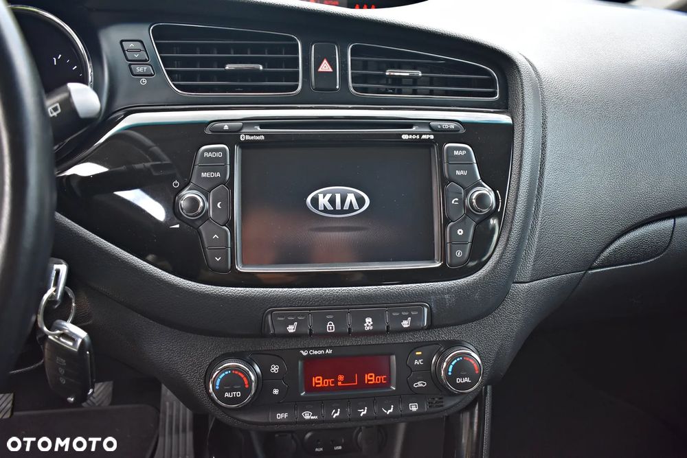 Kia Ceed 1.6 GDI Platinum Edition - 35