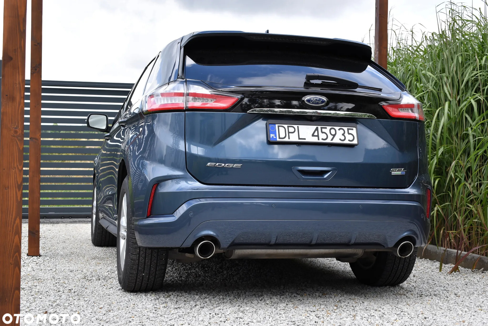 Ford Edge - 11
