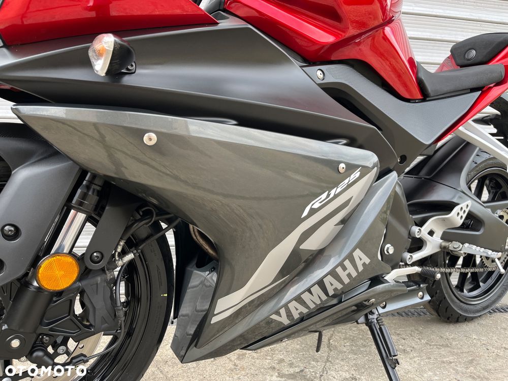Yamaha YZF - 38