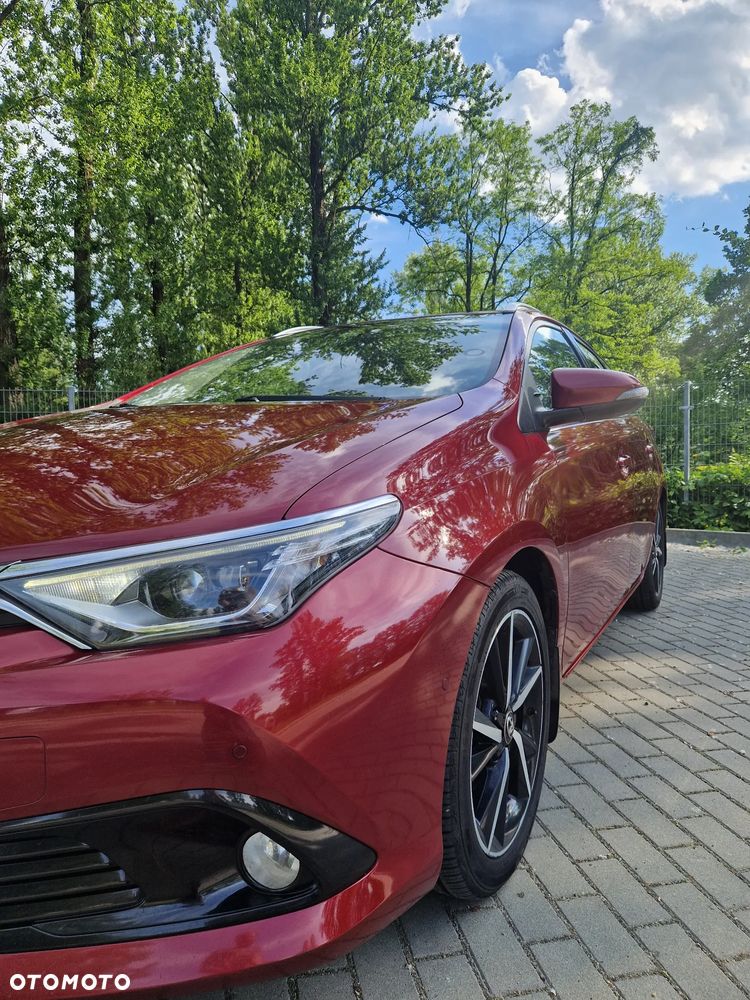 Toyota Auris 1.6 D-4D Comfort - 2