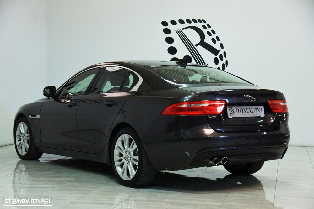 Jaguar XE 2.0 D Portfolio Aut. - 10