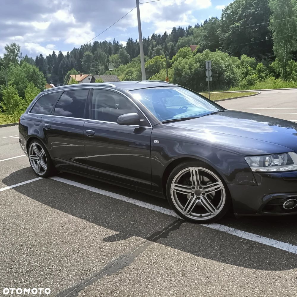 Audi A6 Avant - 1