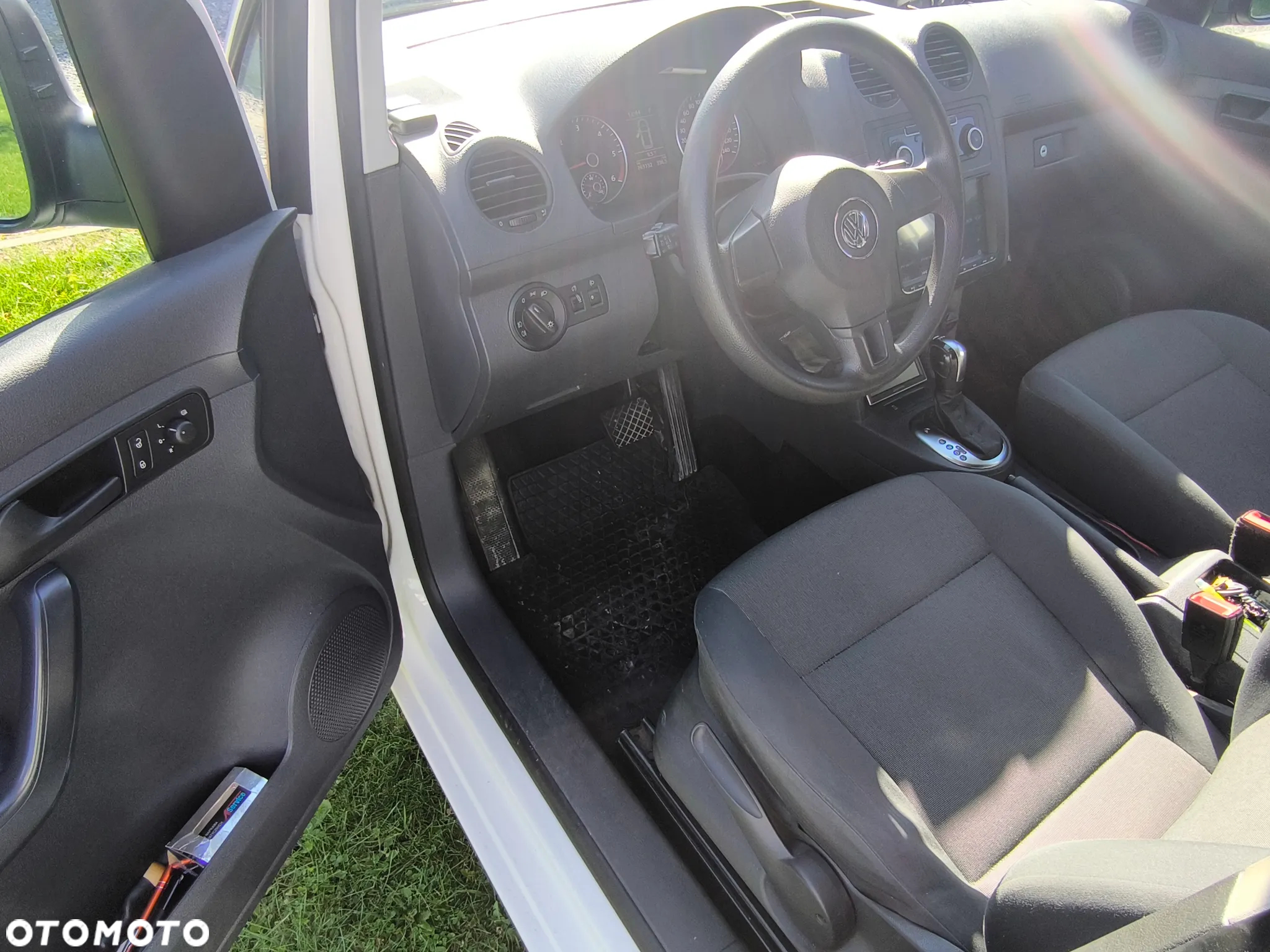 Volkswagen Caddy 2.0 TDI DSG - 17