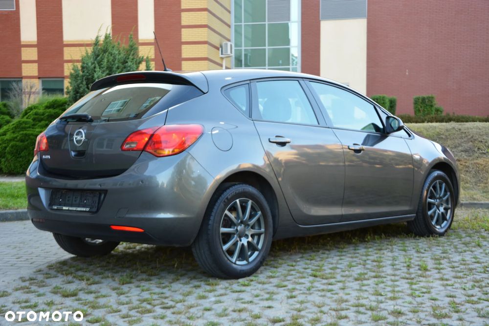 Opel Astra 1.6 Enjoy - 31