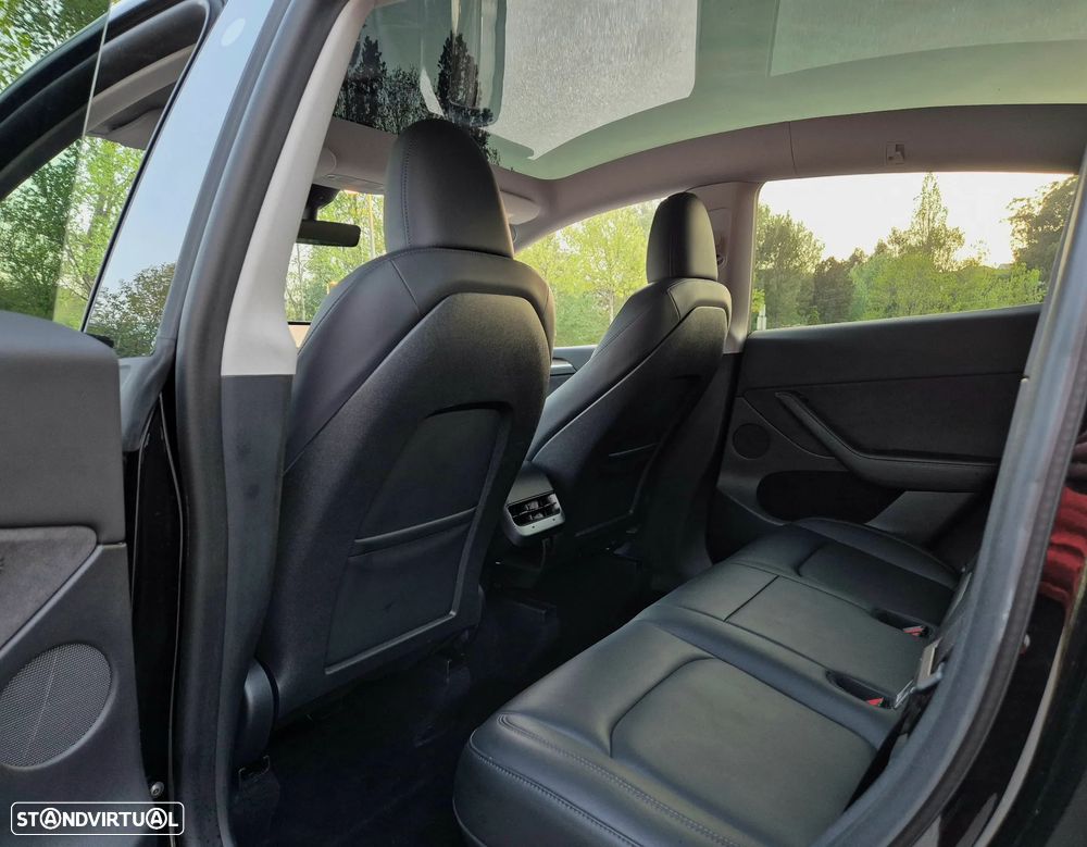 Tesla Model Y Tração Traseira - 17