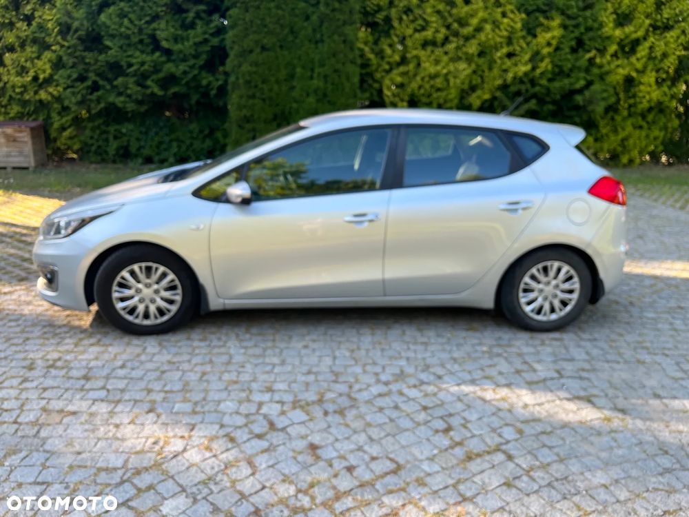Kia Ceed 1.6 CRDi L DCT - 10
