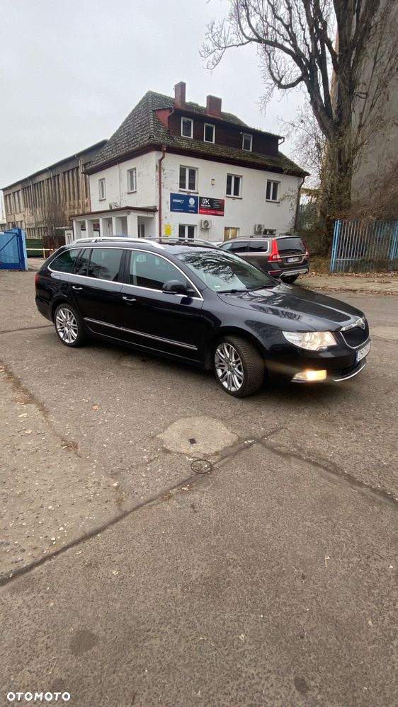 Skoda Superb 2.0 TDI DSG FAMILY - 1