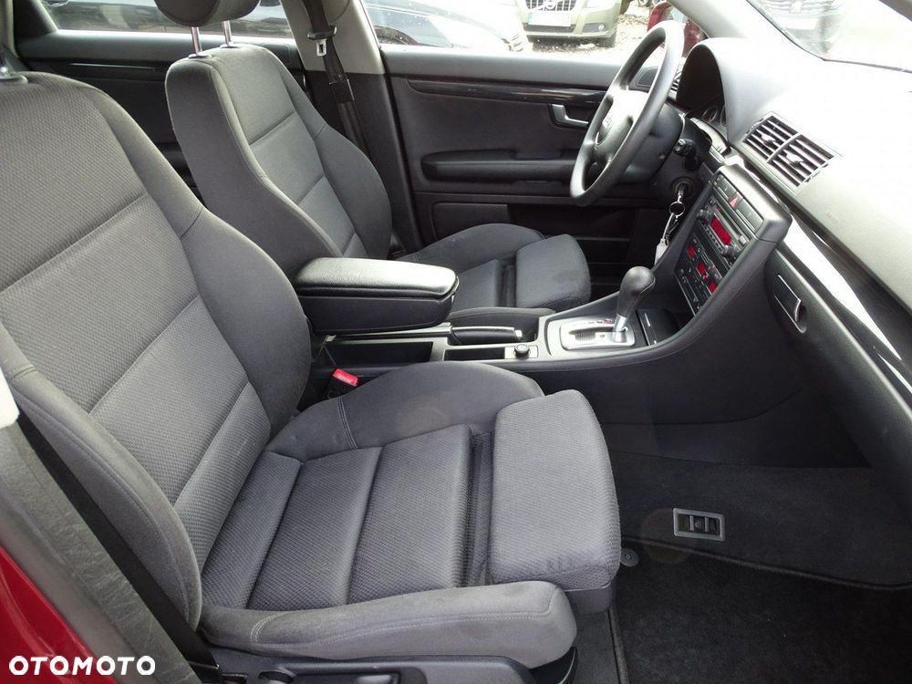 Audi A4 Limousine - 15