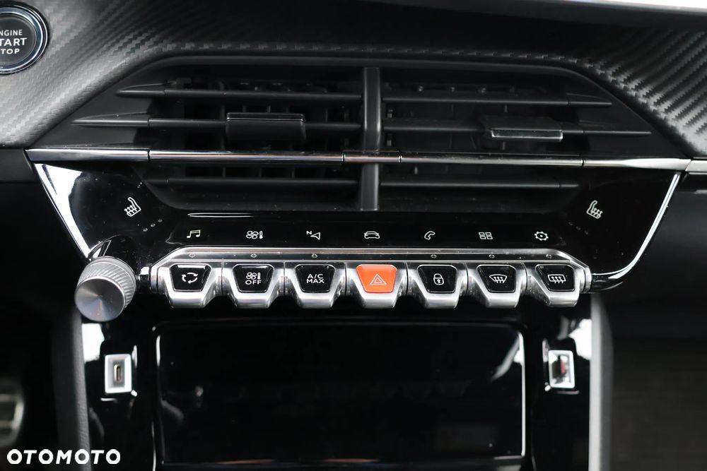 Peugeot 2008 1.2 PureTech GT Line S&S - 12