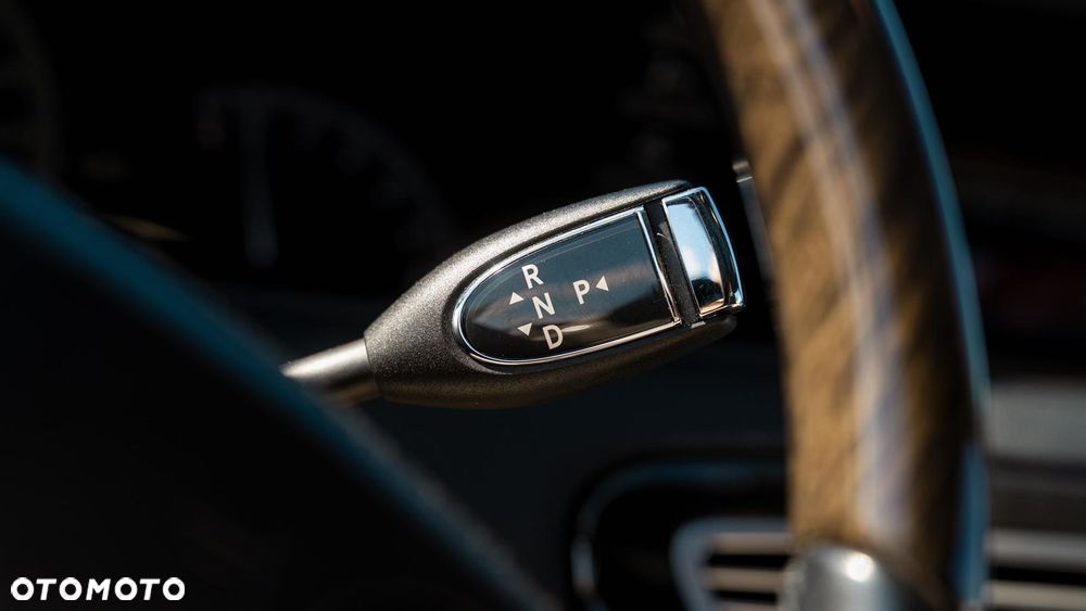 Mercedes-Benz CL 500 4-Matic BlueEff - 24